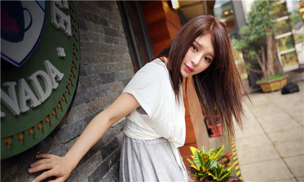 老边想找一个女性生孩子给报酬-｛找个女人生孩子多少钱｝
